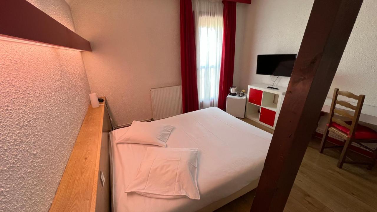 Le Relais De La Sans Fond Hotel Fenay ภายนอก รูปภาพ